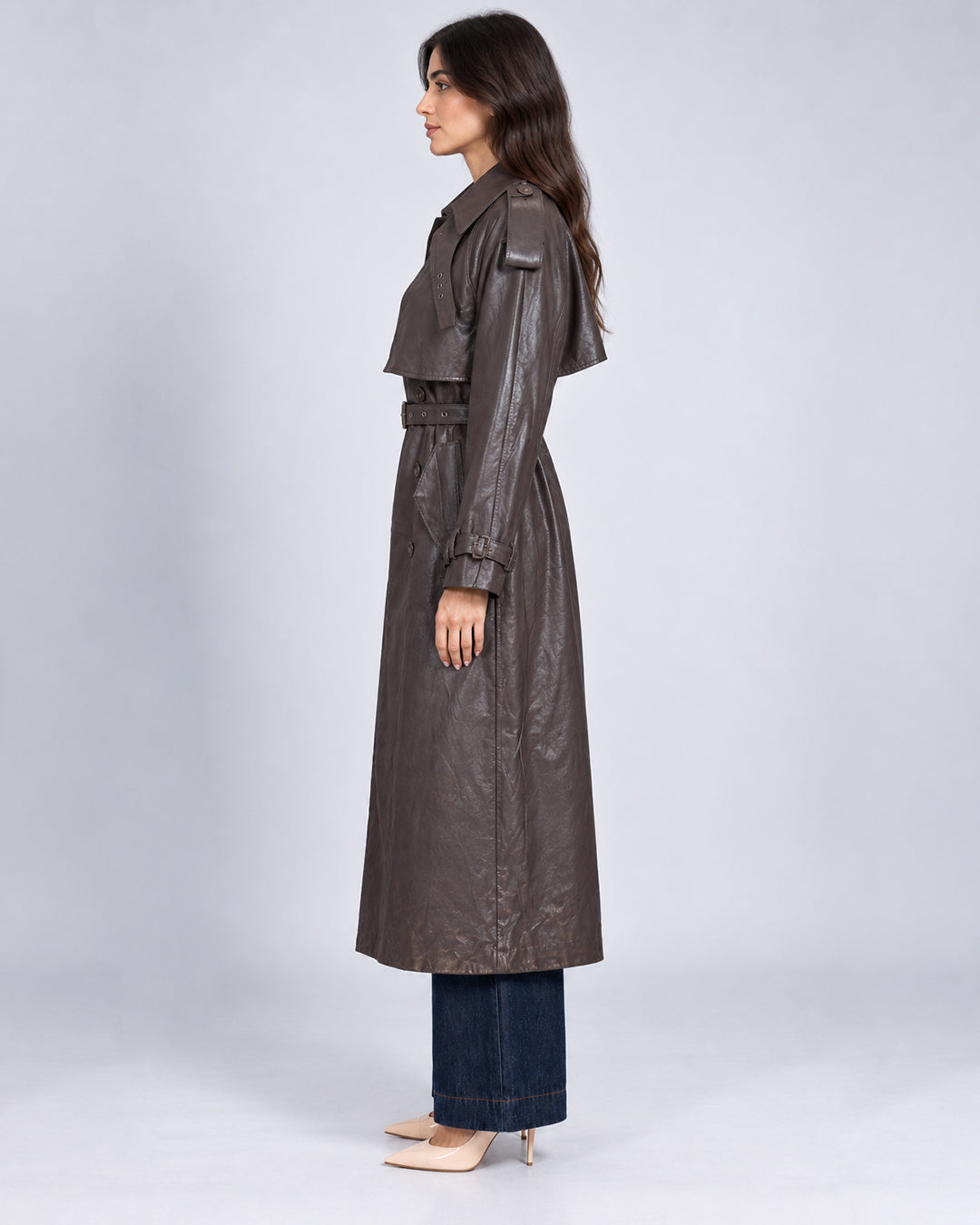 Trench long ceinturé effet cuir_cote