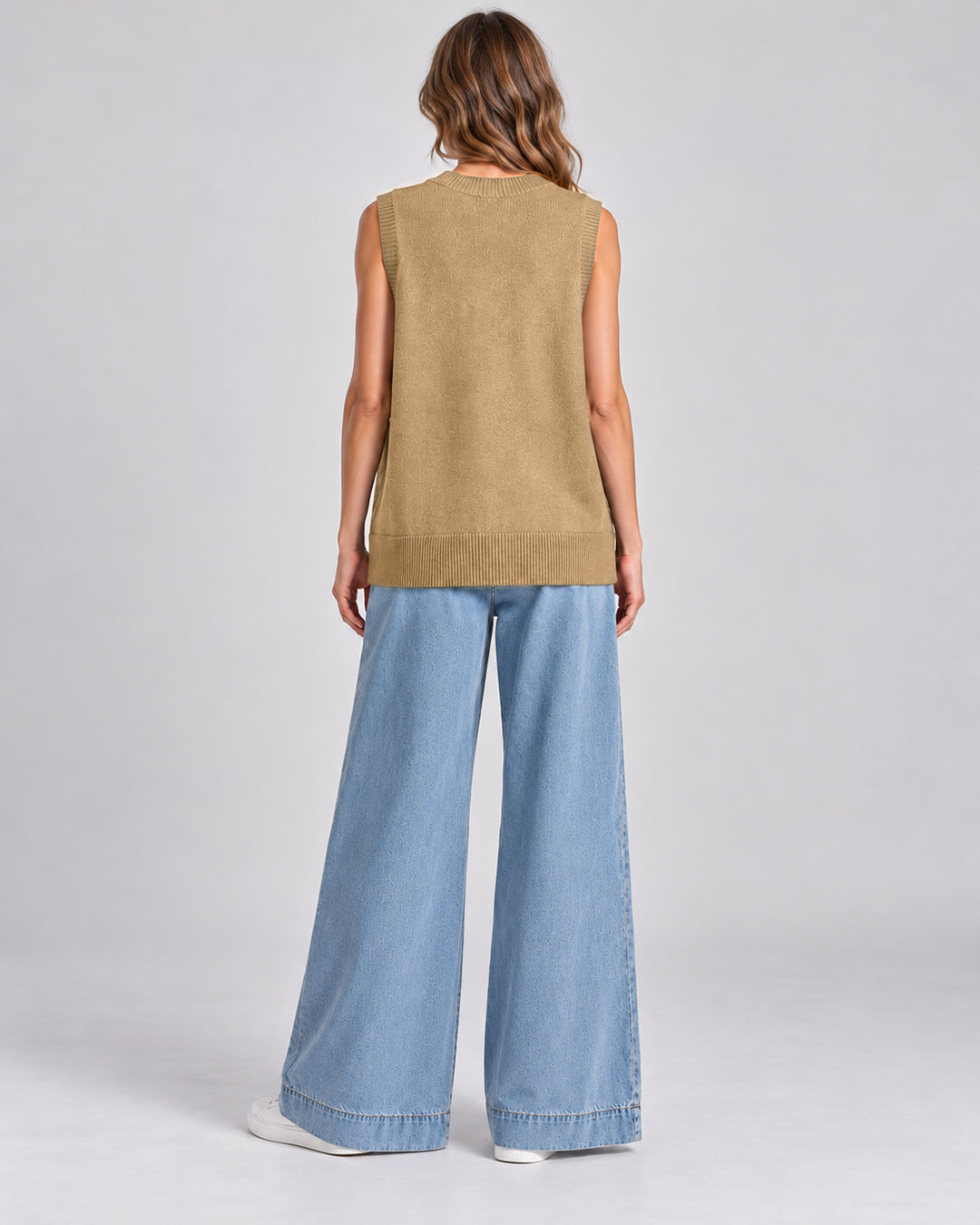 Pull Sans Manches Oversize en Maille à Col V_Camel_dos