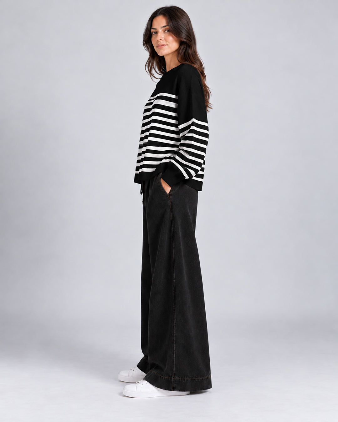 Pull Oversize en maille à rayures contrastées et manches longues_Noir_cote