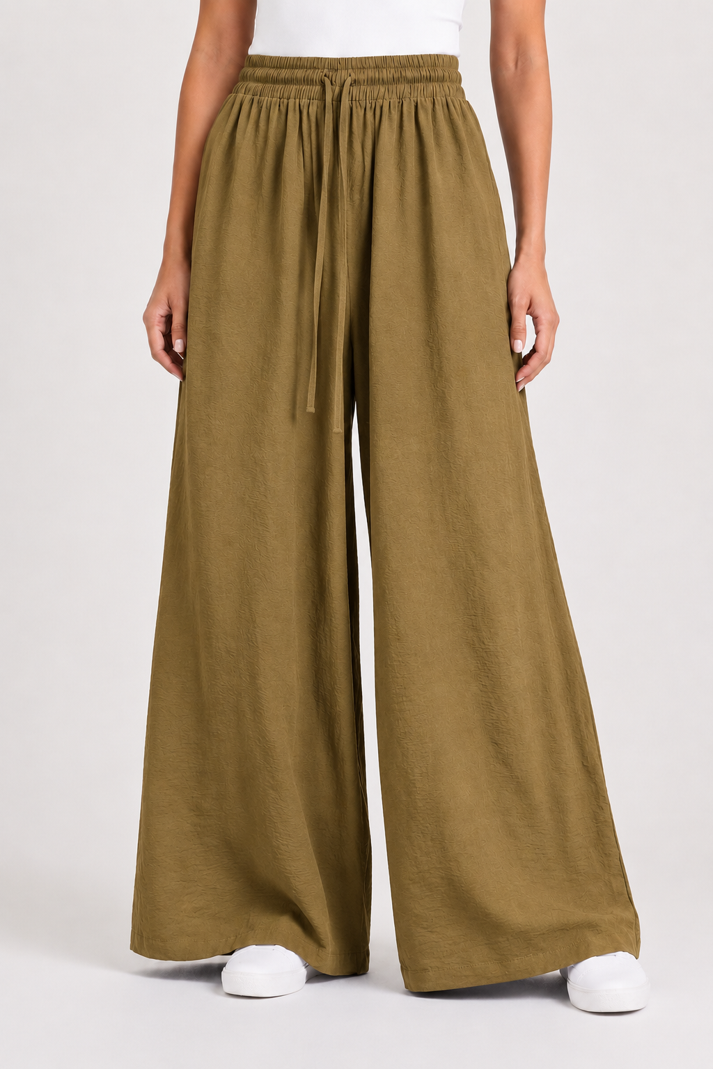 Pantalon large fluide texturé avec taille élastique et cordon de serrage-Vert olive-RAZANA