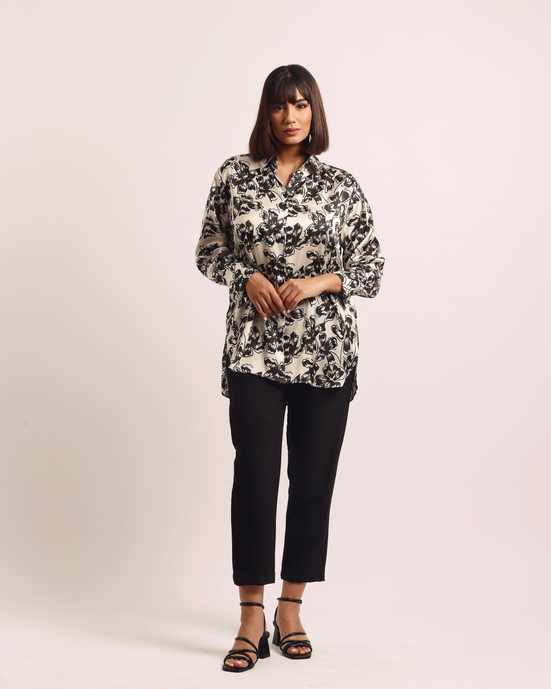 Chemisier satiné à motif floral