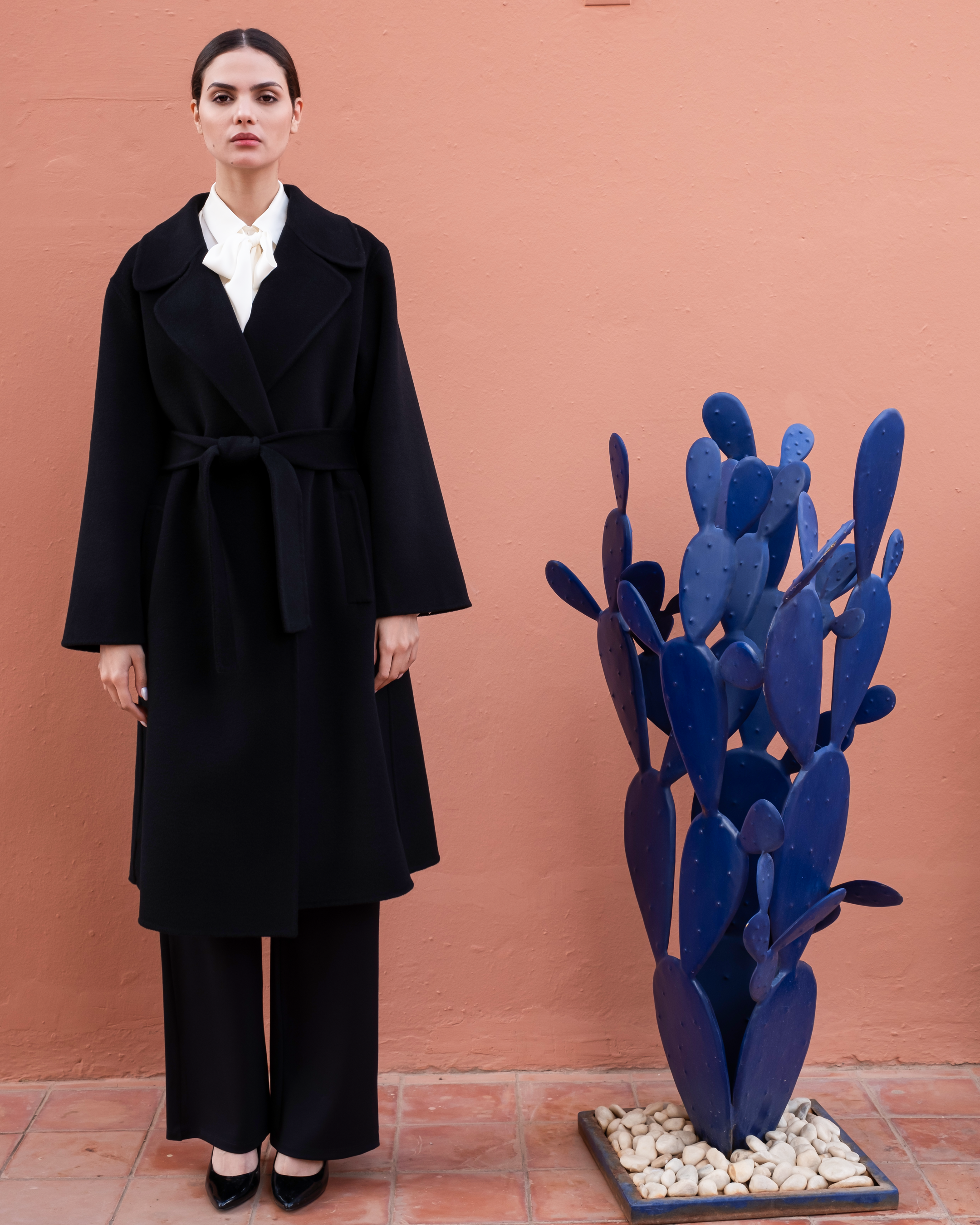 Manteau en laine fait main avec ceinture