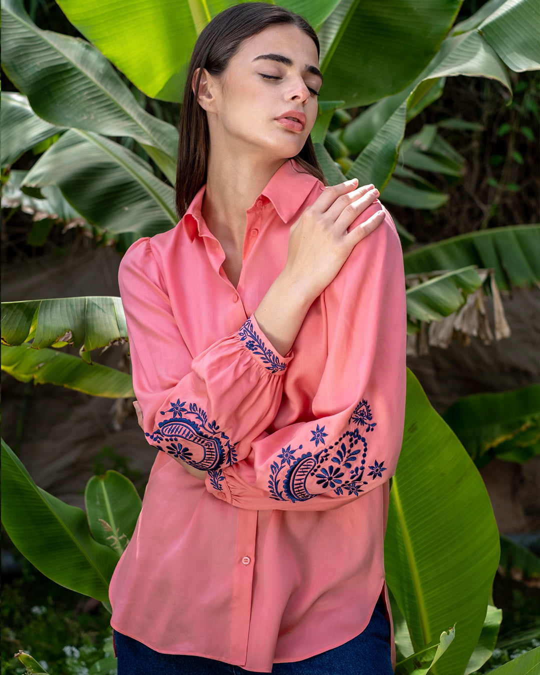 Chemise Tencel Broderie Florale Manches Bouffantes