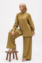 Chemise longue oversize pour femme avec col classique et manches longues à liens-Vert olive- vue de coté