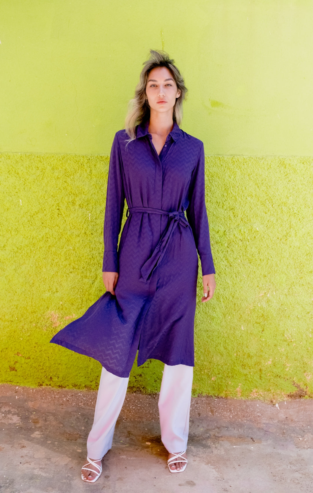 Robe Chemise Longue Violette à Ceinture