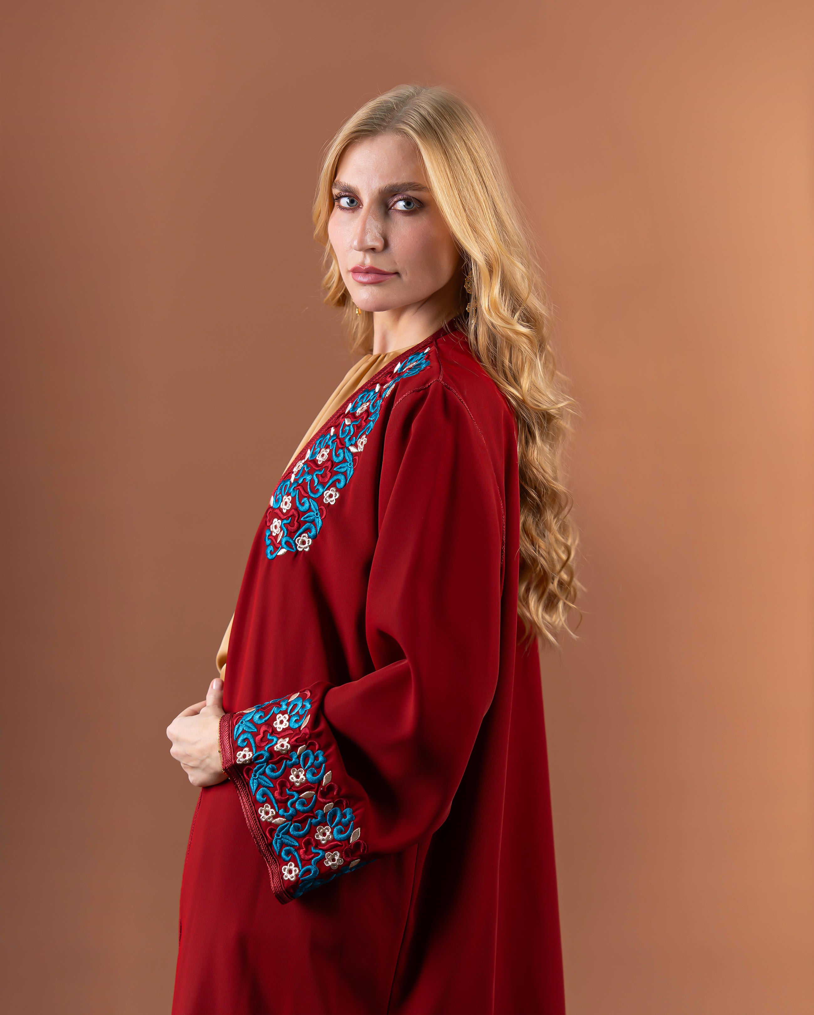 Kimono fluide brodé avec ceinture pour femme –Bordeaux-cote2