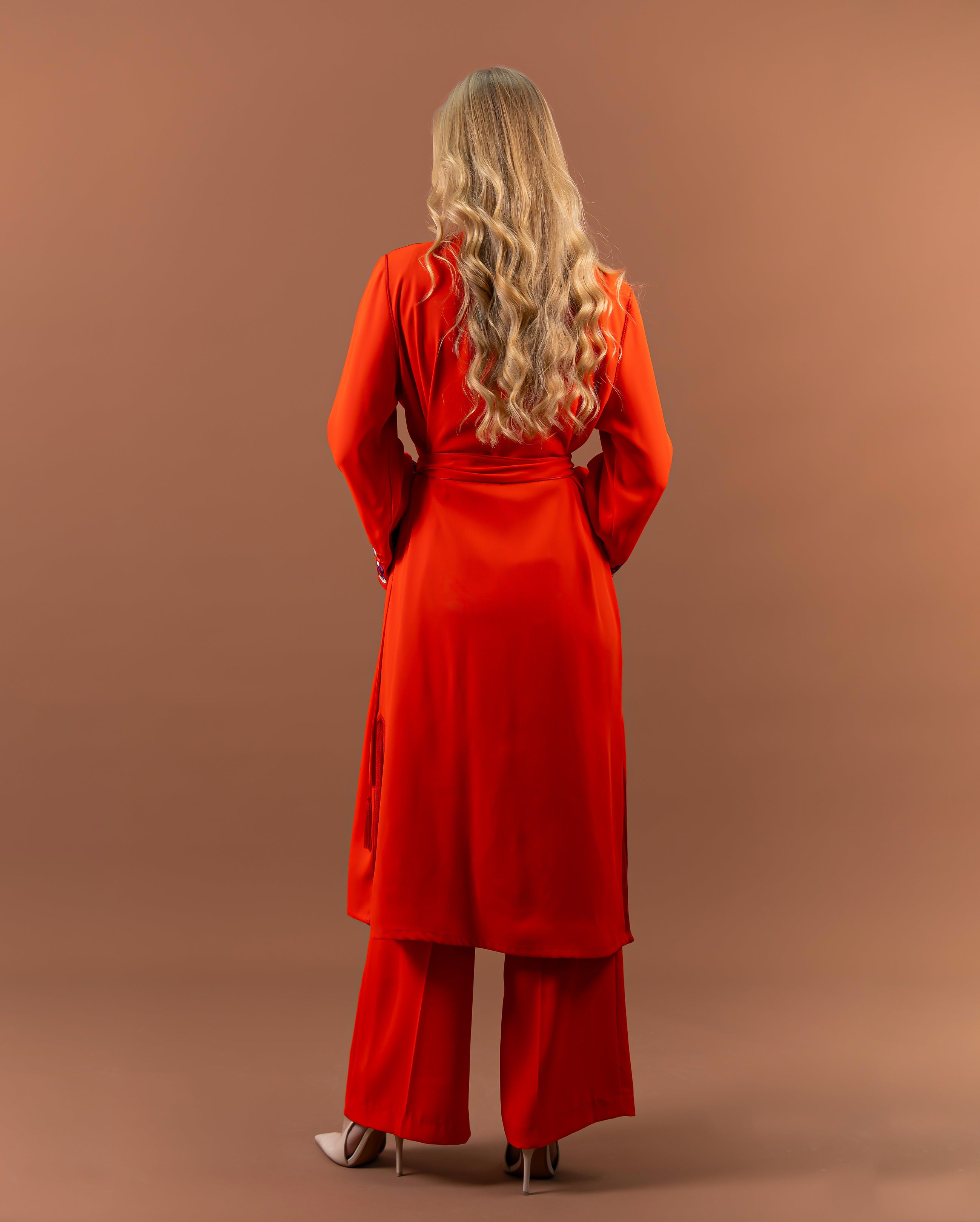 Kimono fluide brodé avec ceinture pour femme – Orange-dos2