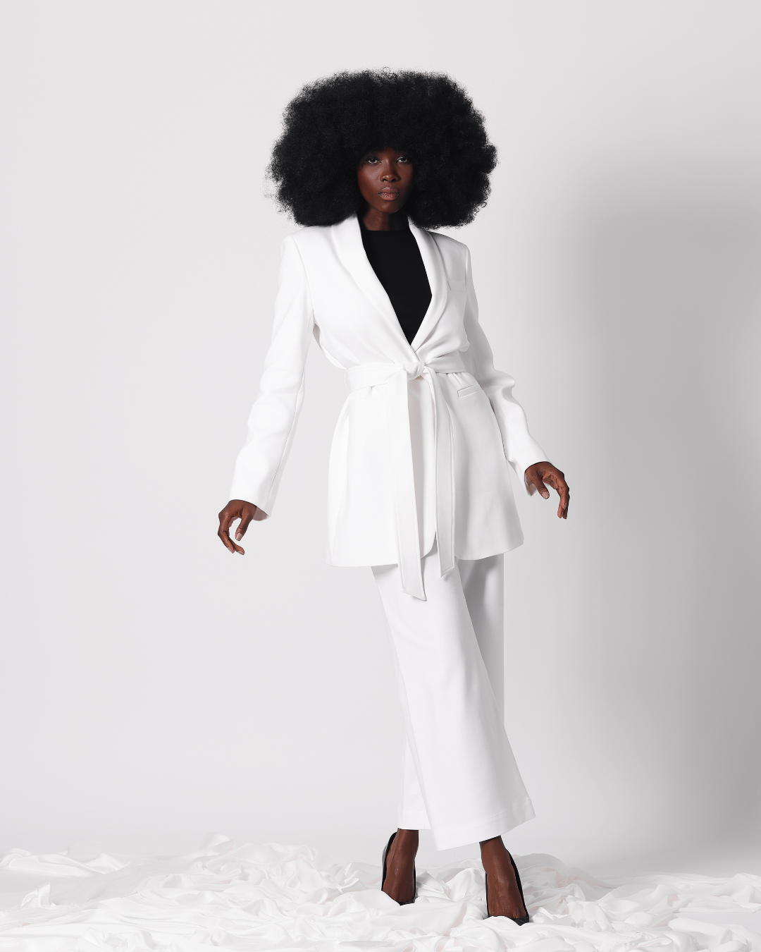 blazer de smoking avec ceinture à nouer