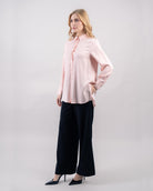 Chemise fluide rose poudré femme manches longues coupe droite élégante