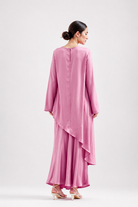 Ensemble long satiné rose à manches longues et tombé fluide, vue de dos-Rose- RAZANA