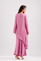 Ensemble long satiné rose à manches longues et tombé fluide, vue de dos-Rose- RAZANA
