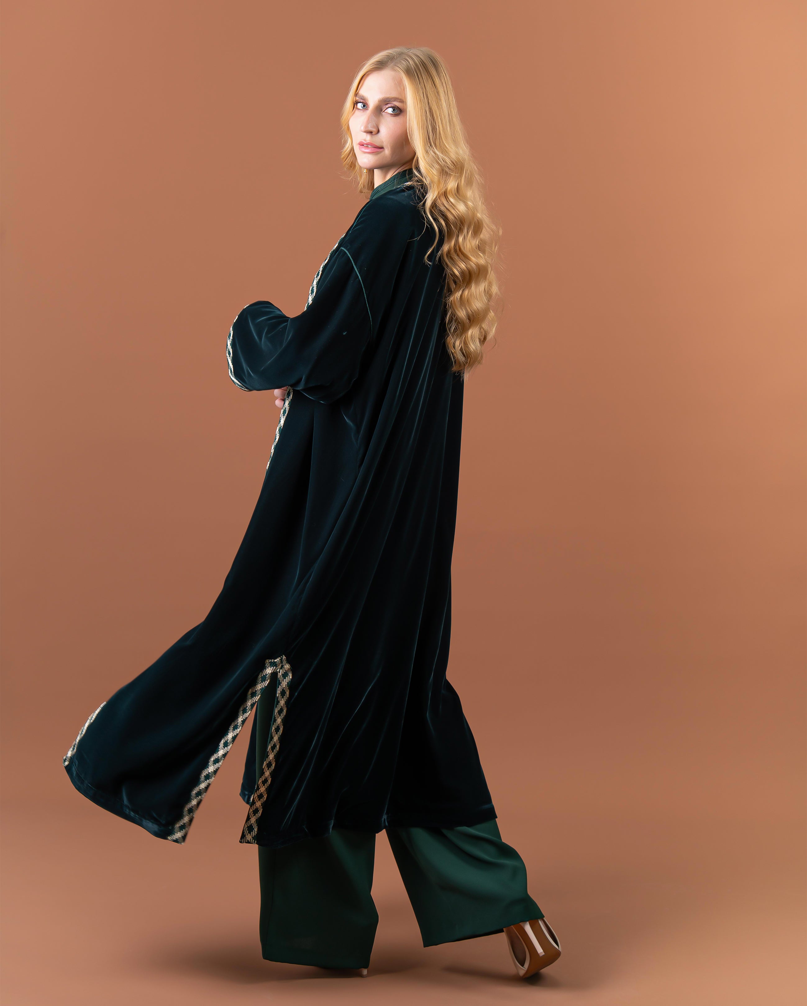 Kimono long en velours avec finitions sfifa pour femme –Vert-dos